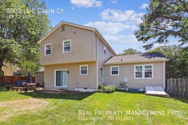Building Photo - 8003 Log Cabin Ct