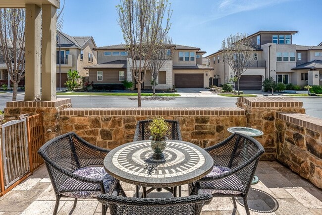 Building Photo - Altair Mansion, 24 Hour Guarded, 5Bed|6bath, Nearly 5000sqf