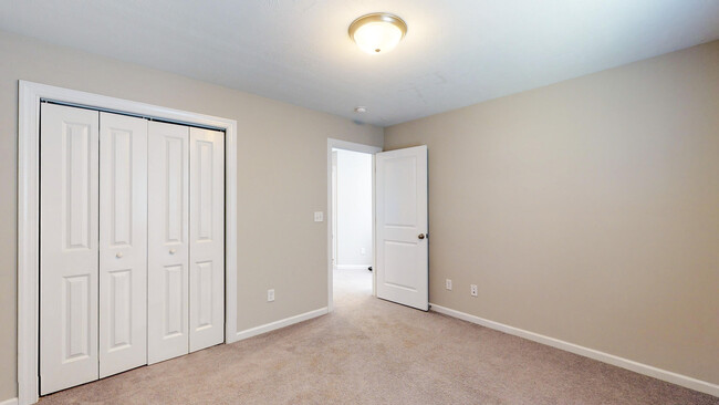 Building Photo - 912 Williford Run Dr