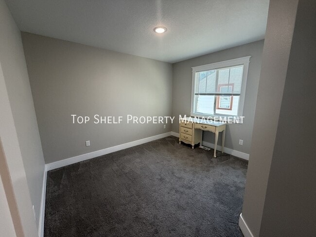 Building Photo - 501 Kirkwood Ave