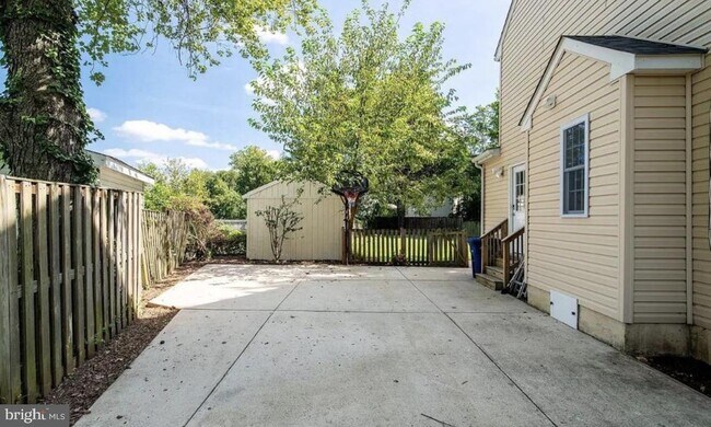 Building Photo - 3111 Graydon St