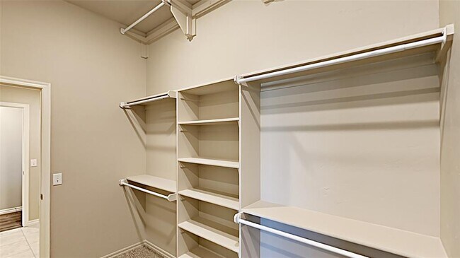 Building Photo - 2409 Ryder Dr