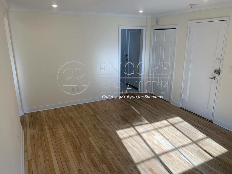 Building Photo - 50 Alton Pl