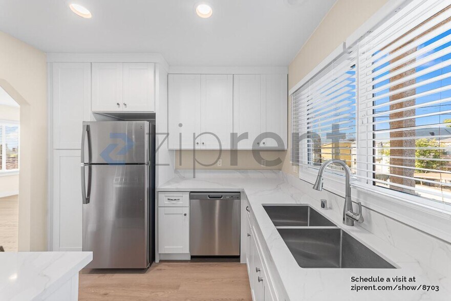 Building Photo - 1314 Miller Ave