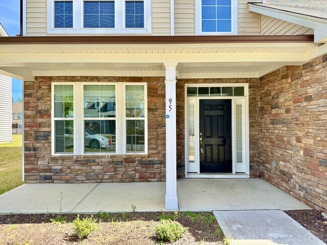 Building Photo - Charming & Spacious Home for Rent in Quiet Franklinton Neighborhood