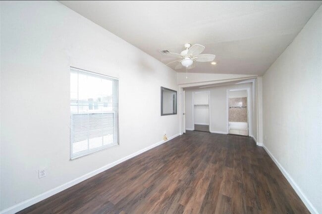Building Photo - 12115 Segrest Dr
