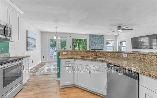 Building Photo - 180 Kristen Ln