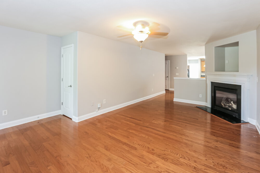 Building Photo - 6246 Silver Chime Way