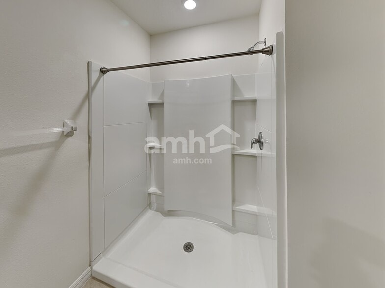 Building Photo - 10925 Carlton Fields Dr