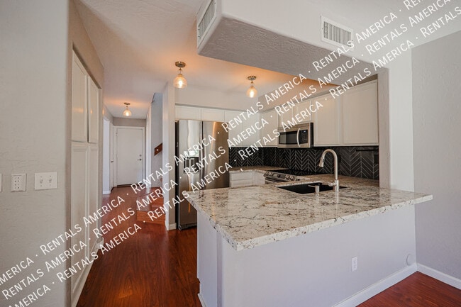 Building Photo - 3440 E Southern Ave