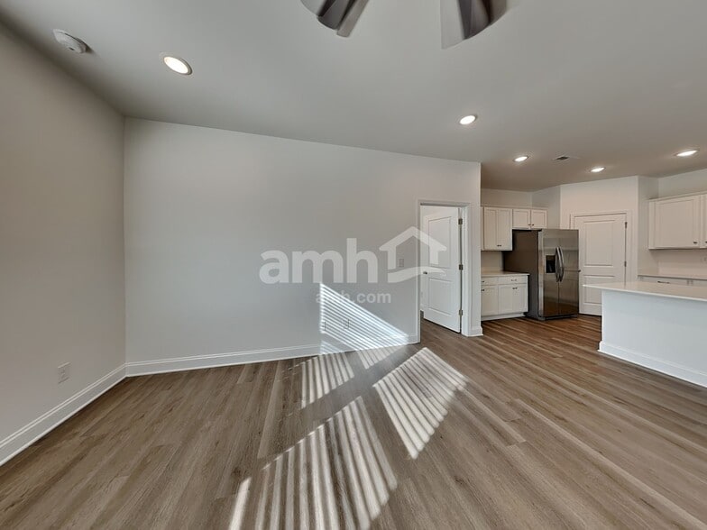 Building Photo - 3517 Jefferson Cor Ln