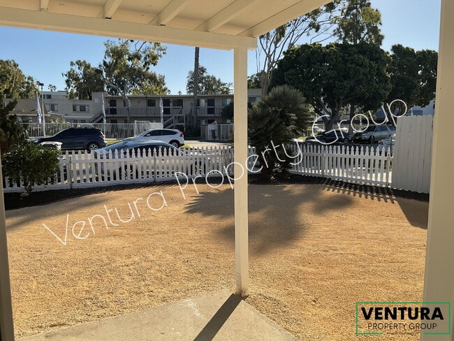 Building Photo - 841 S E St