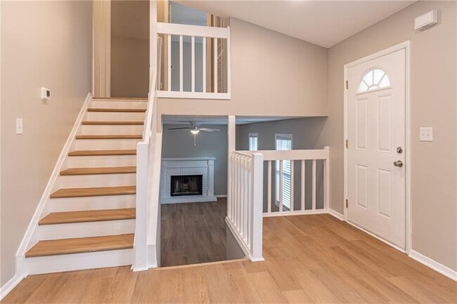 Building Photo - 210 Littlewick Way