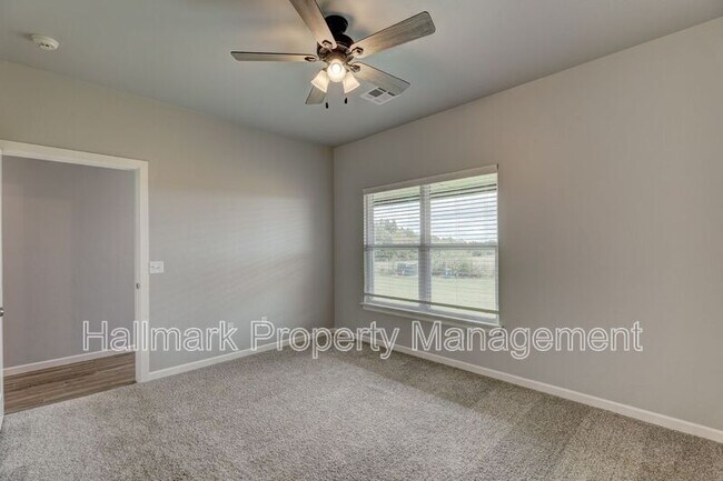Building Photo - 642 Juniper St