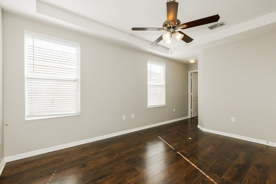 Building Photo - 12527 Evington Point Dr