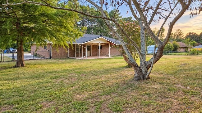 Building Photo - 167 Ramona Dr