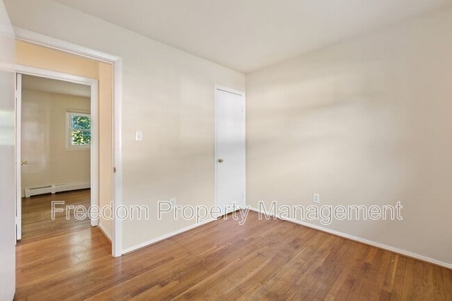 Building Photo - 14309 Fairmont Ct