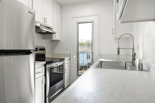 Interior Photo - Terre at Ballantyne