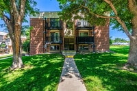 Building Photo - Freshly updated Two bed one bath for rent ...
