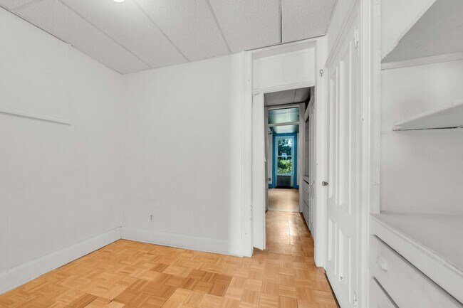 Building Photo - 546 Palisade Ave