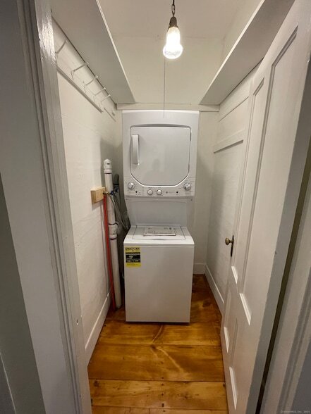 Building Photo - 161 Broadway