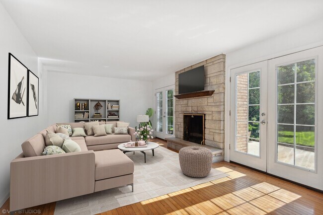 Building Photo - 21115 N Woodland Ave