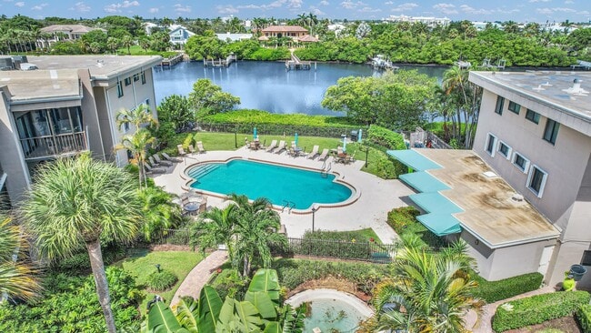 Building Photo - 3605 S Ocean Blvd