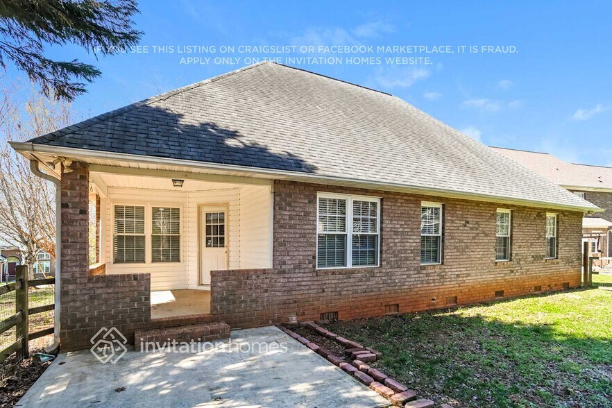 Building Photo - 258 River Birch Cir