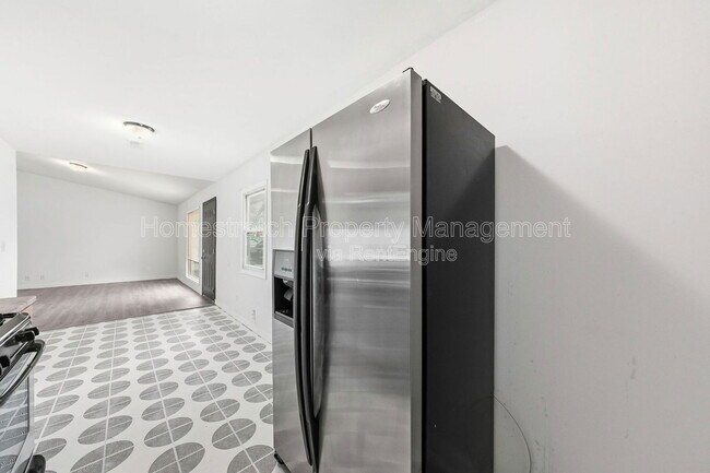 Building Photo - 133 St Thomas Ln