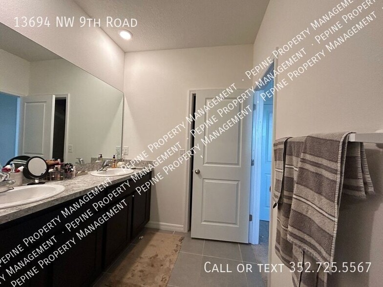 Building Photo - 13694 NW 9th Rd