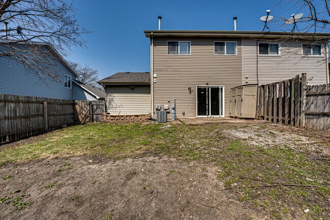 Building Photo - 1111 Brunswick Ln