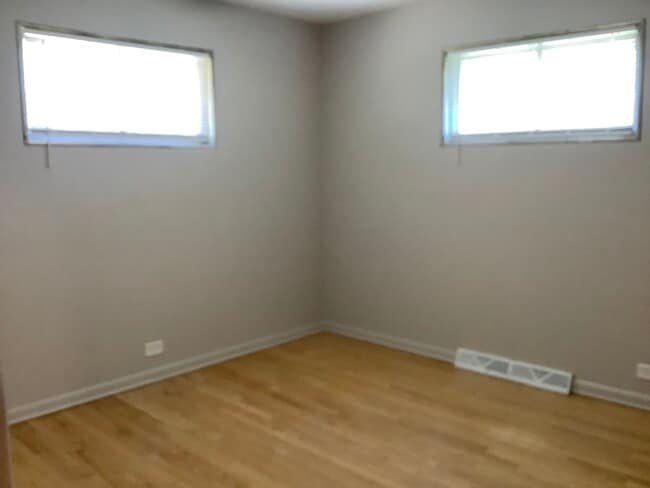 Building Photo - 4920 Cypress Dr