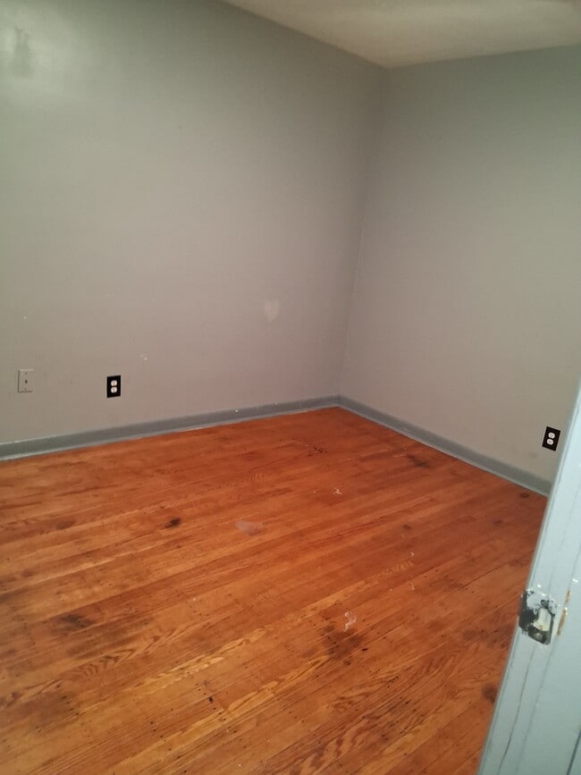 Building Photo - 4117 Orchard Way