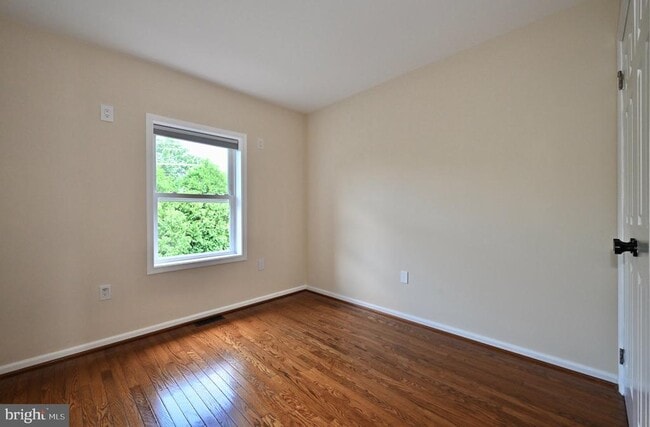 Building Photo - 10231 Arizona Cir