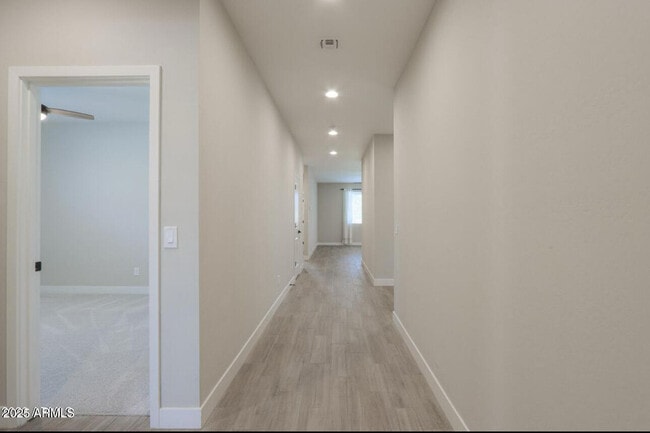 Building Photo - 5546 W Stargazer Pl