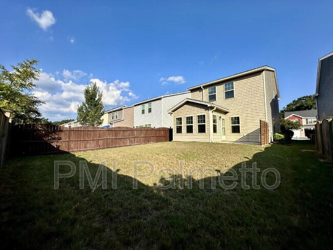 Building Photo - 117 Weeping Oak Ln