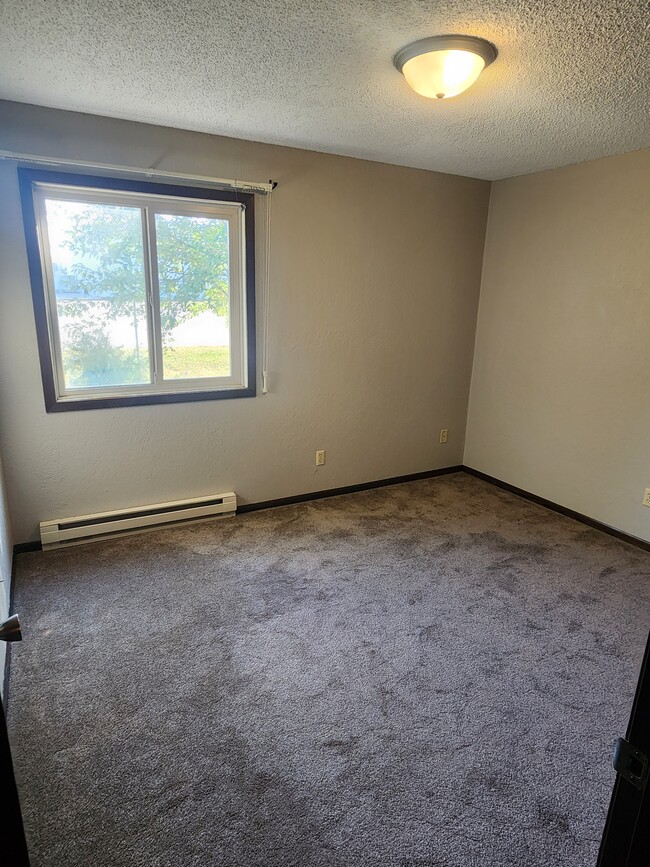 Building Photo - Sunrise apartments llc