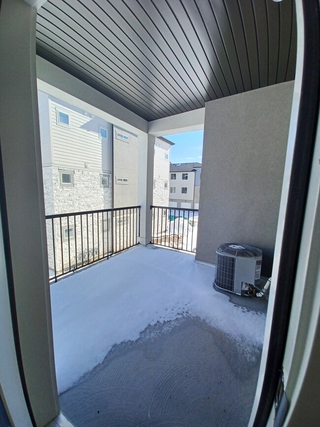 Building Photo - 1984 N 3410 W