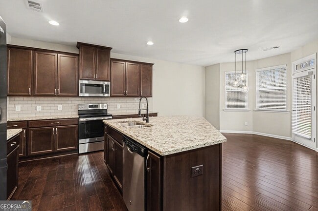 Building Photo - 5873 Keystone Ln