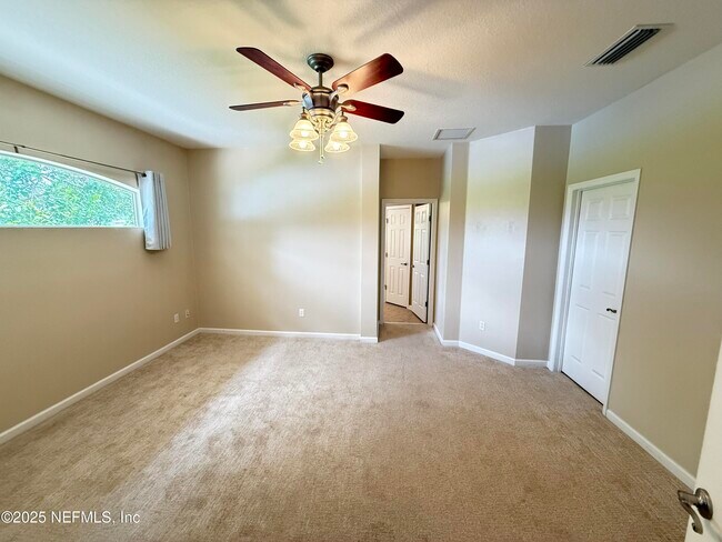 Building Photo - 5955 Wind Cave Ln