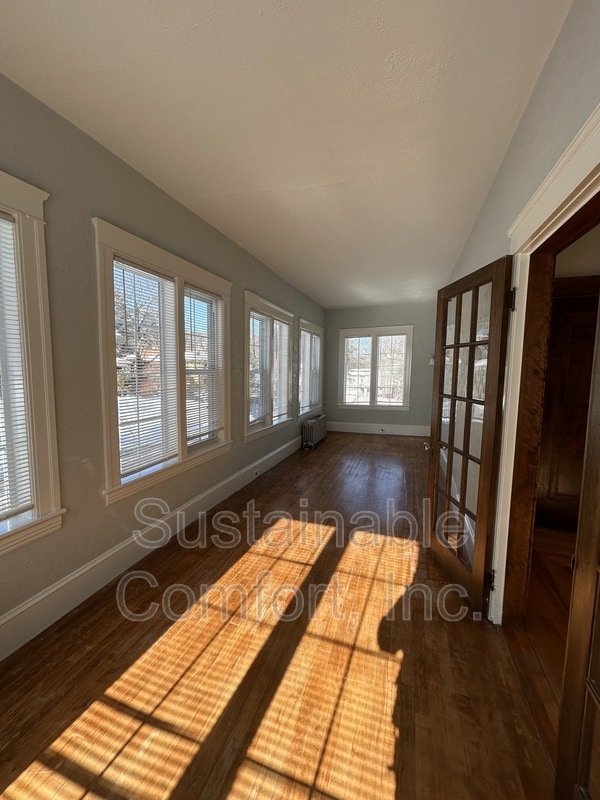 Building Photo - 5 Kensington Rd