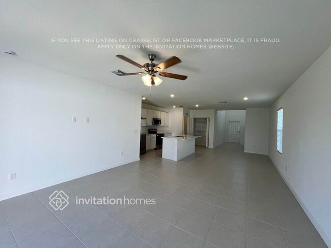 Building Photo - 714 Carlyle Way