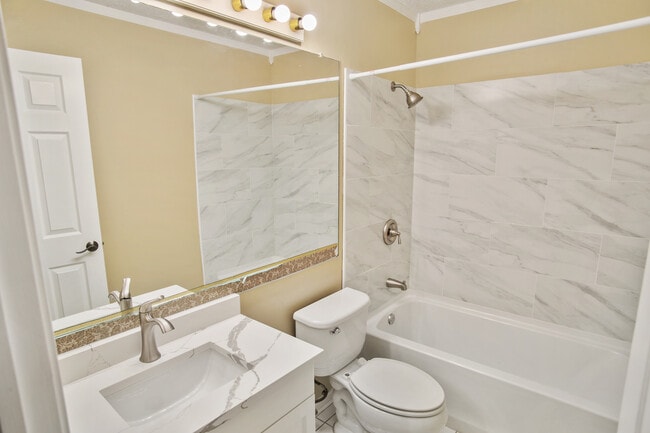 Building Photo - 3382 Fox Hill Rd