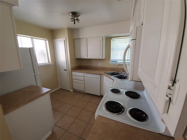 Building Photo - 817 Mountain Laurel Ln