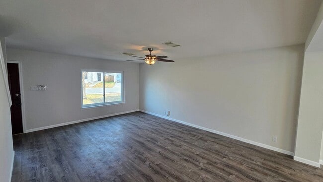 Building Photo - Candlewood Northeast San Antonio