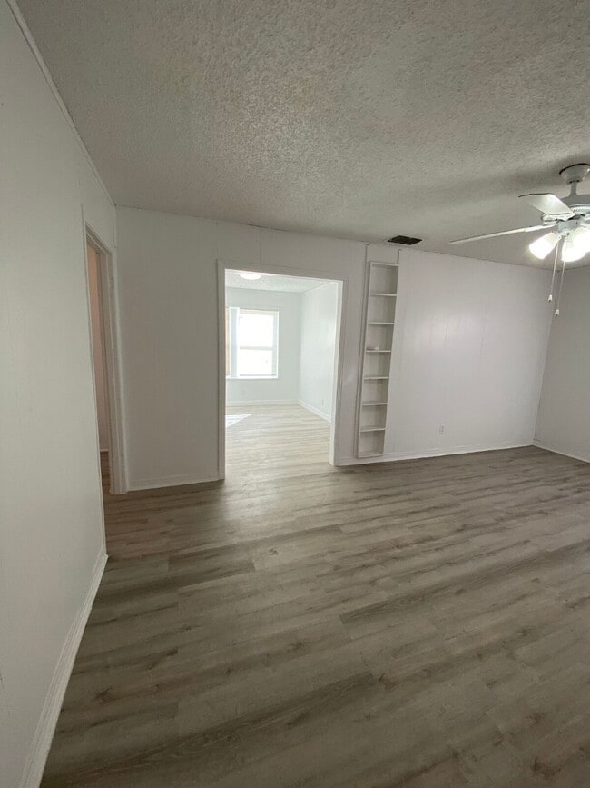 Building Photo - 3303 35th St