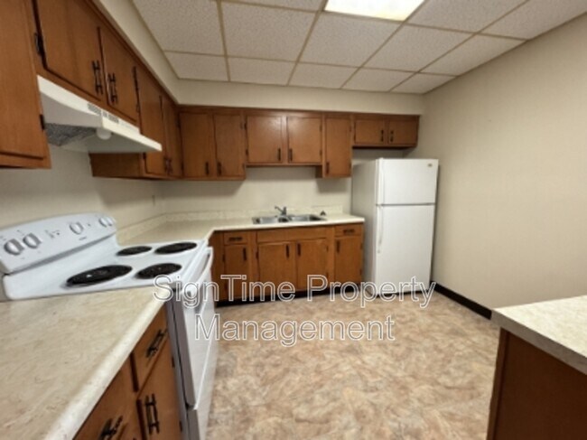 Primary Photo - 115 Jonathan St