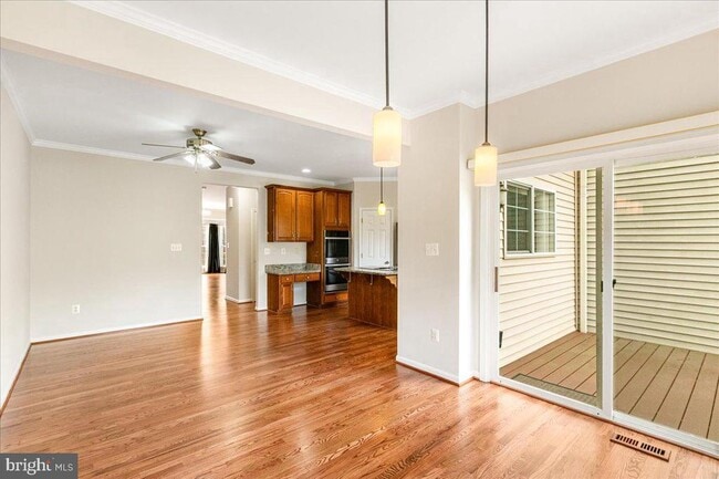 Building Photo - 5304 Waldo Dr