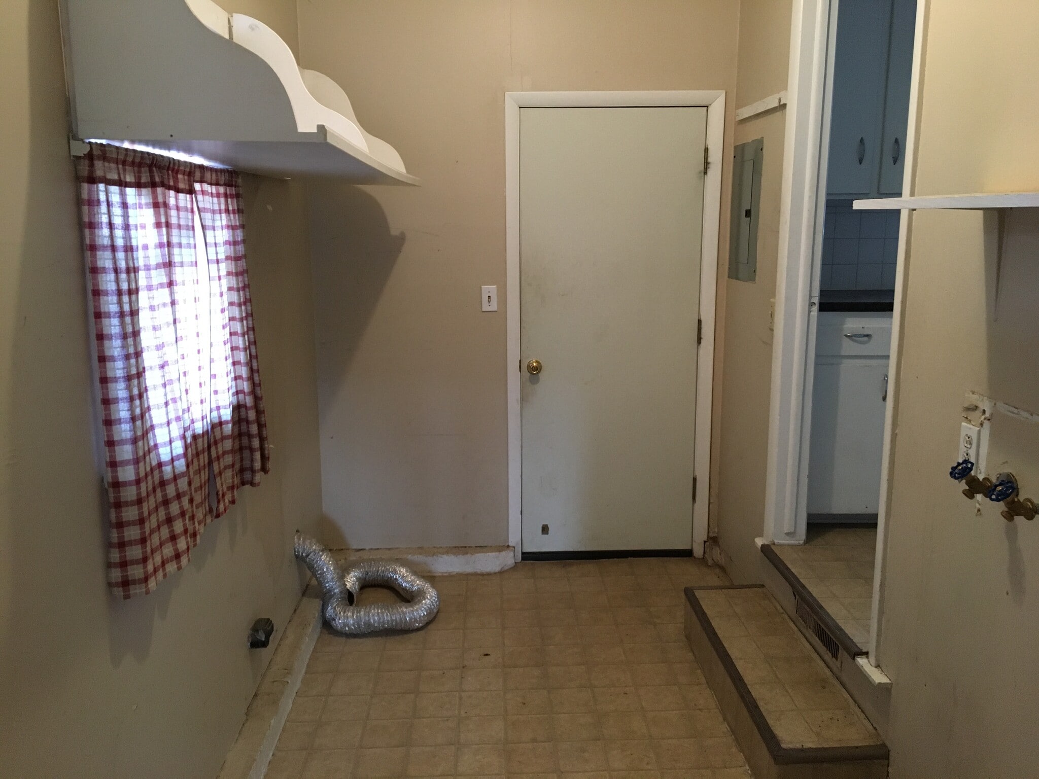 Building Photo - 120 Wire Ave