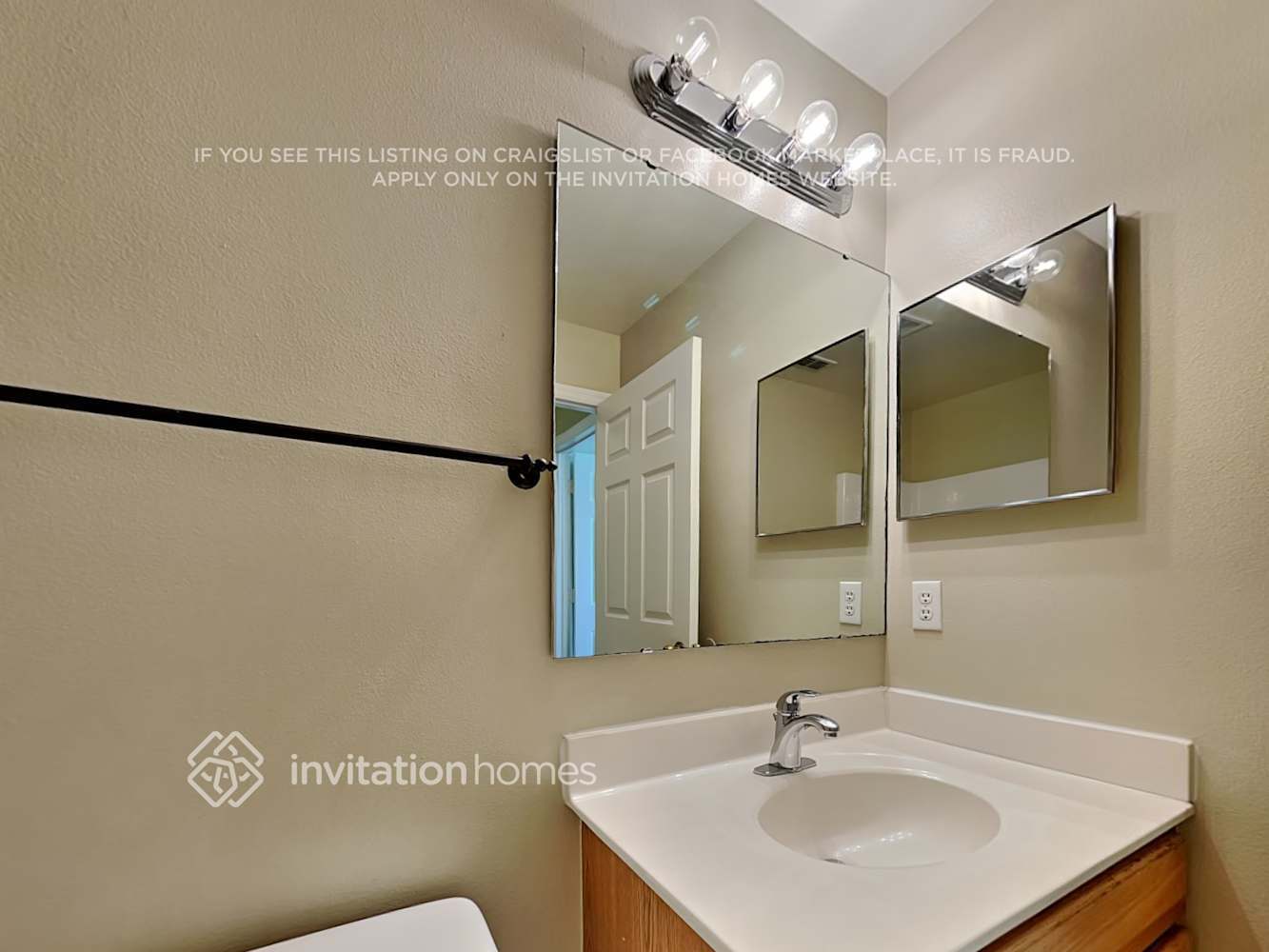 Building Photo - 2220 Brookshire Cir